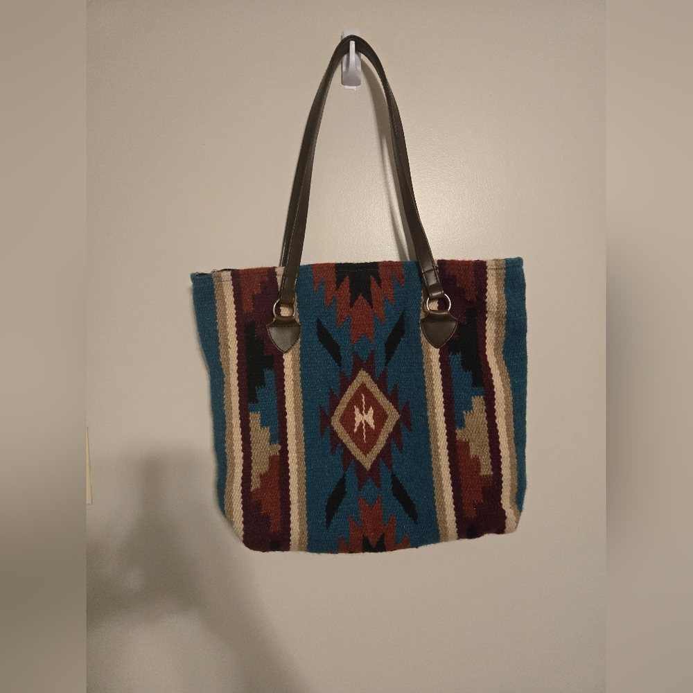 Women Boutique Western Azetec Saddle Tote Bag/purse with Leather Straps